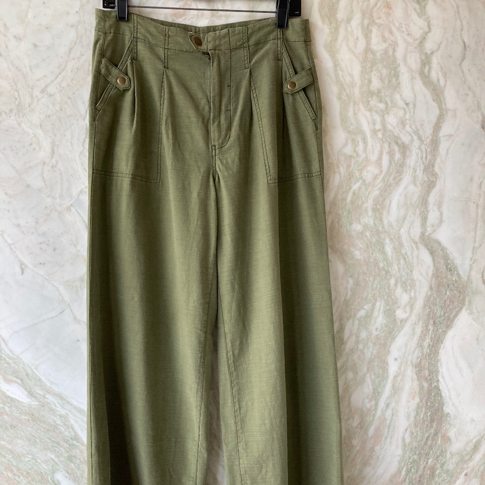 Wide leg pants